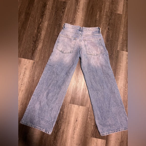 Arizona Jean Company Light Blue Flare Jeans - Picture 2 of 3